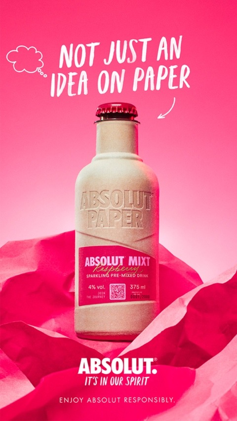 Absolut presenta botellas de papel